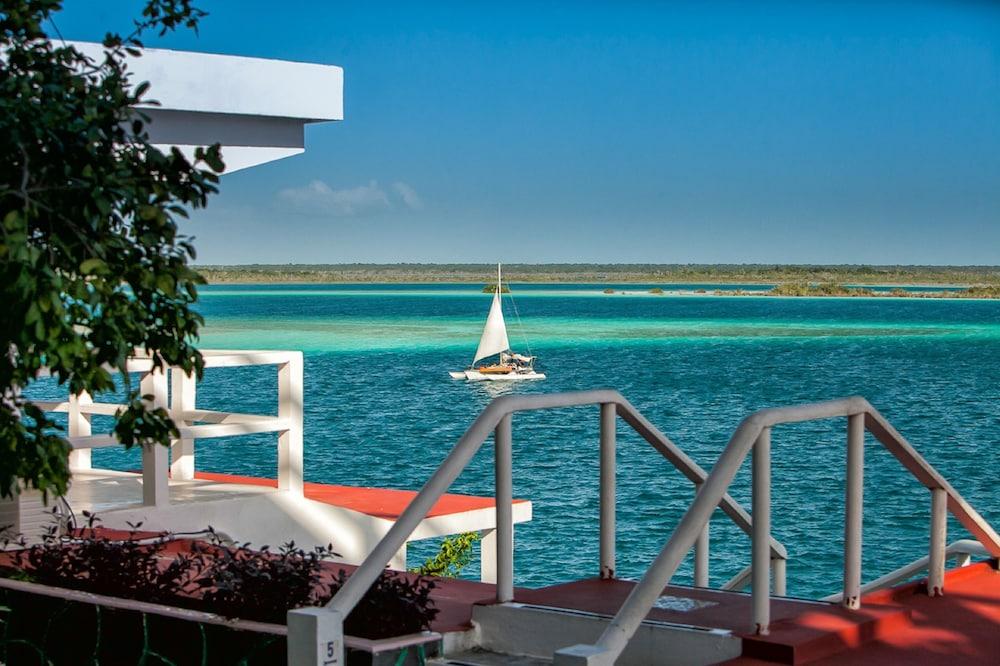 Hotel Laguna Bacalar Exteriör bild