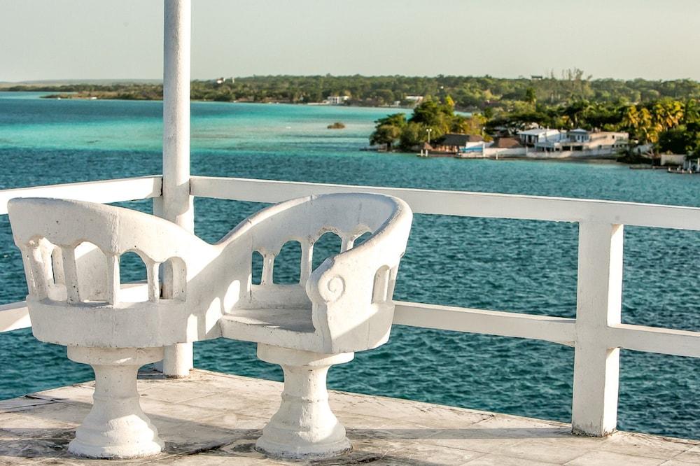 Hotel Laguna Bacalar Exteriör bild